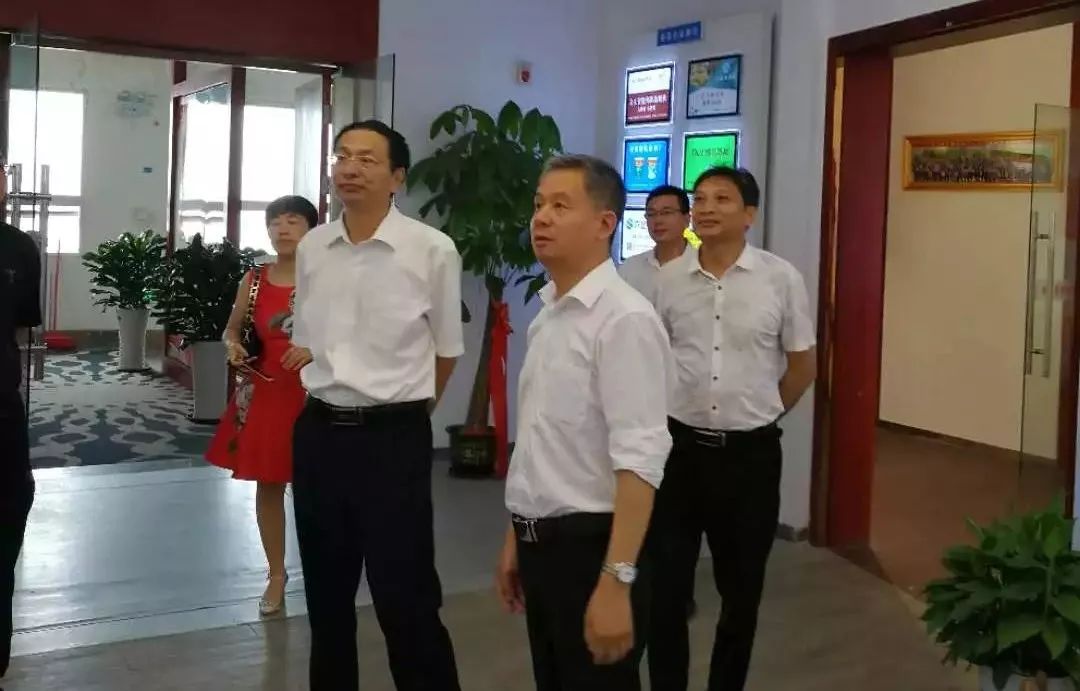 于都縣民政局最新領(lǐng)導(dǎo)團(tuán)隊(duì)介紹，于都縣民政局領(lǐng)導(dǎo)團(tuán)隊(duì)介紹